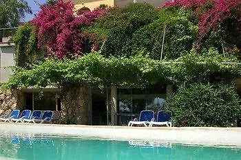 Hello Apartments Sitges Levantina Villa