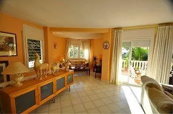 Hello Apartments Sitges Levantina Villa