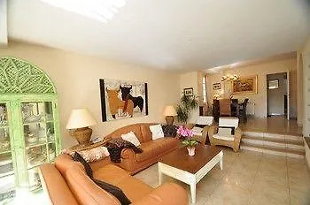 Hello Apartments Sitges Levantina